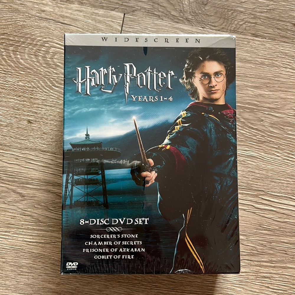 Sealed Harry Potter 8 disc set 4 movies